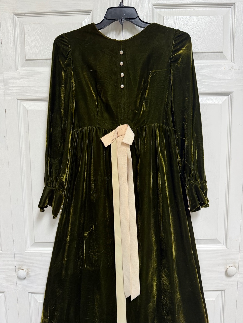 Olive Green Velvet Long Sleeve Maxi Dress with Cream Bow Vintage Size M - Picture 11 of 15